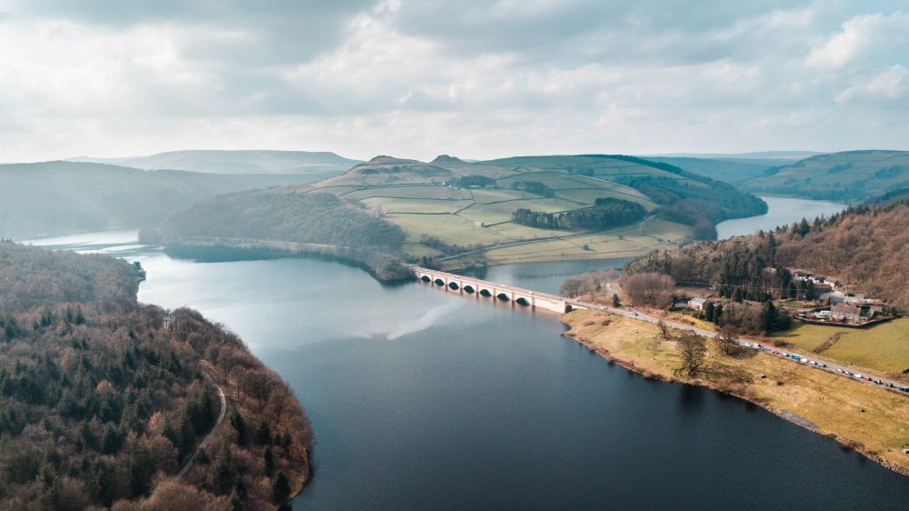 An aerial photo of Ladybower reservoir in the peak district